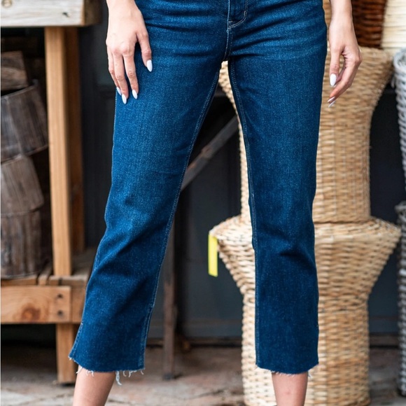 Judy Blue Joan High Rise Crop Dark Wash. Size 15/32. NWT - Picture 3 of 12